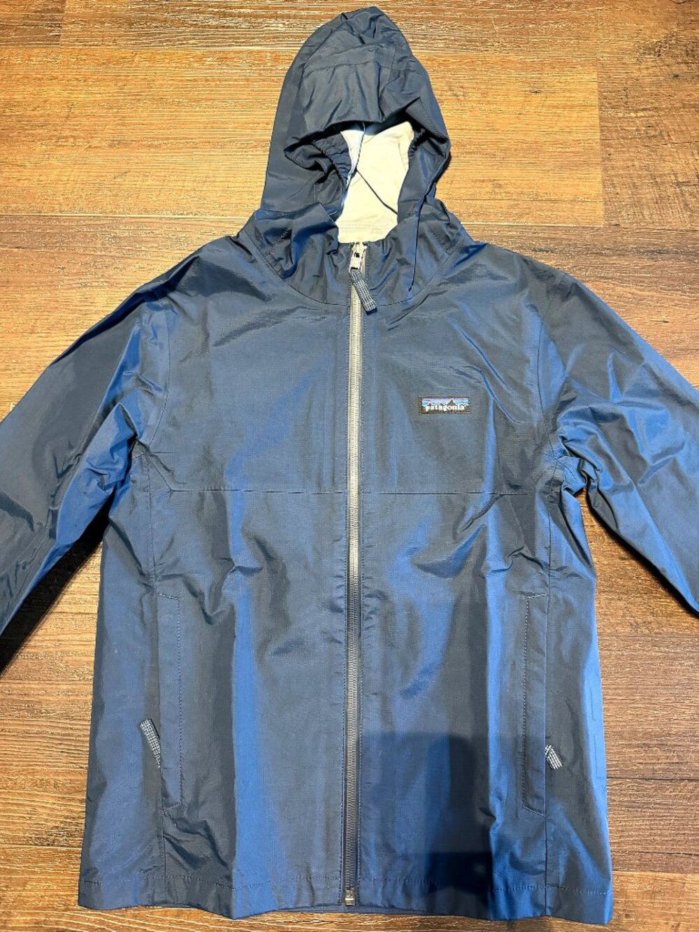 Patagonia Kids Torrentshell Rain Jacket S 7-8 Navy Hooded Like New